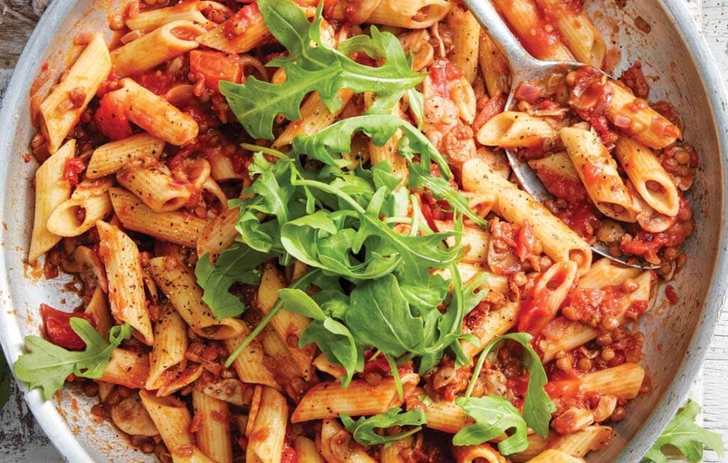 Lentil Pasta with Tomato & Basil Sauce