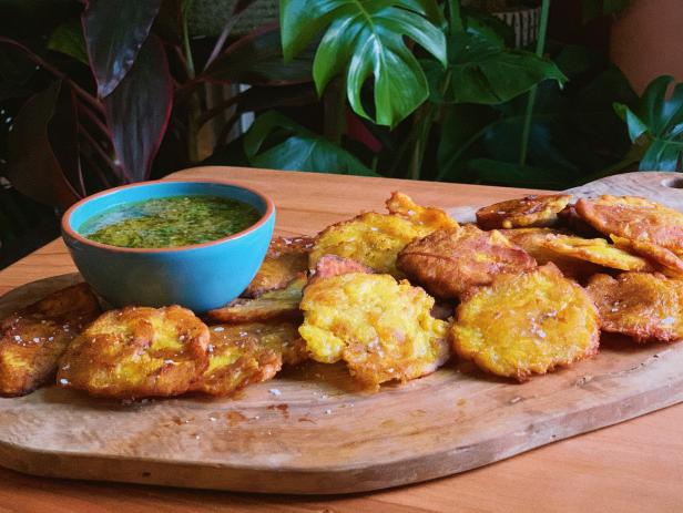 BEST SAUCES FOR TOSTONES CON MOJO