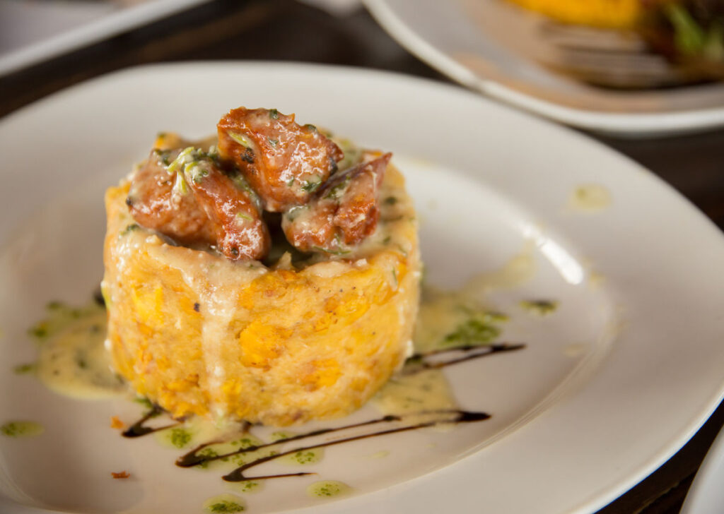 Traditional Ways to Serve Mofongo with Beef

