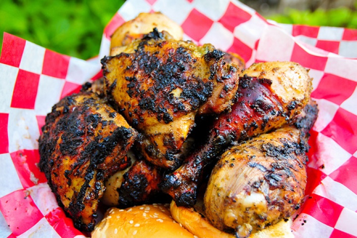 How Chefs are Innovating with Jerk Chicken on Menus