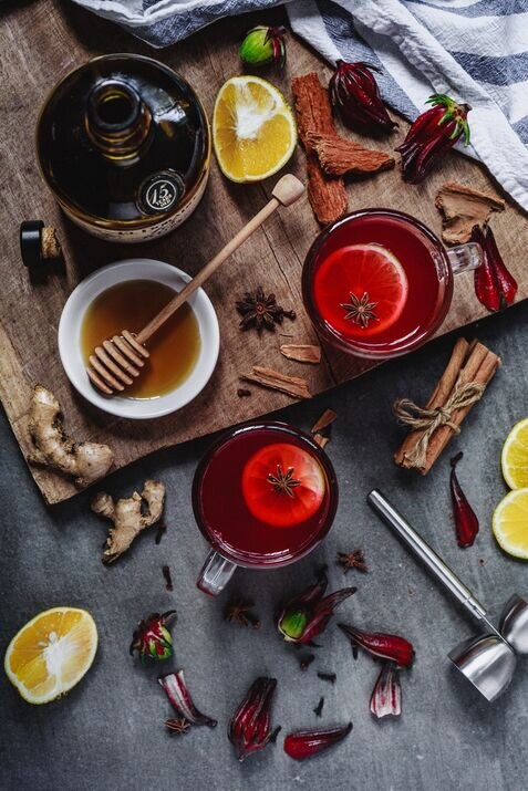 Using Honey to Sweeten Your Sorrel Drink
