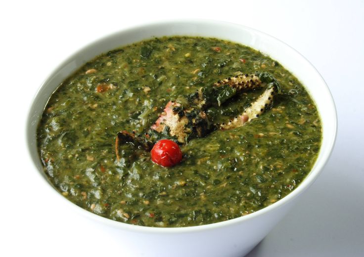 steps to make Caribbean callaloo soup