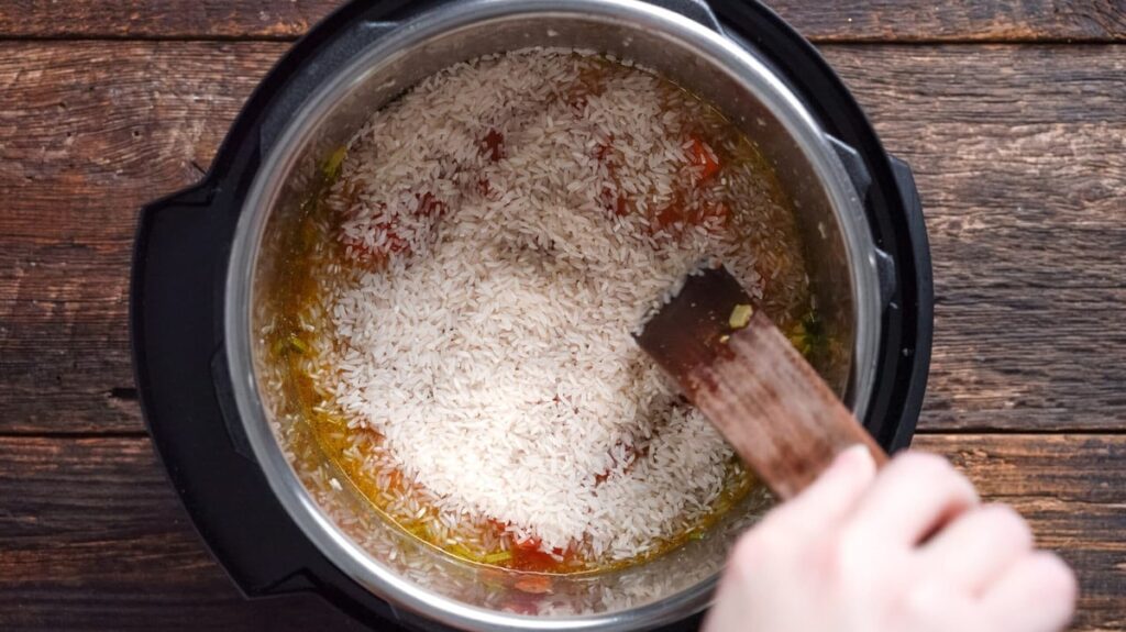 Modern Cooking Methods for Arroz con Gandules