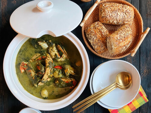  Callaloo Soup serve with bread