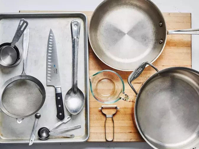 Equipment Required to cook sorrel drink