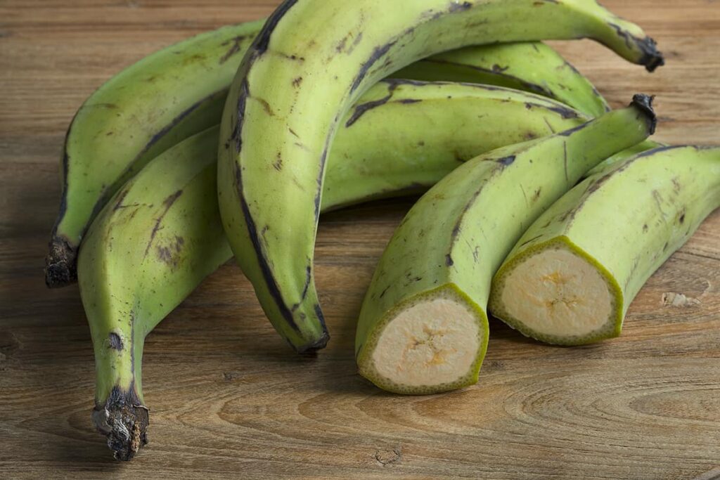 Choosing the Ideal Plantains
