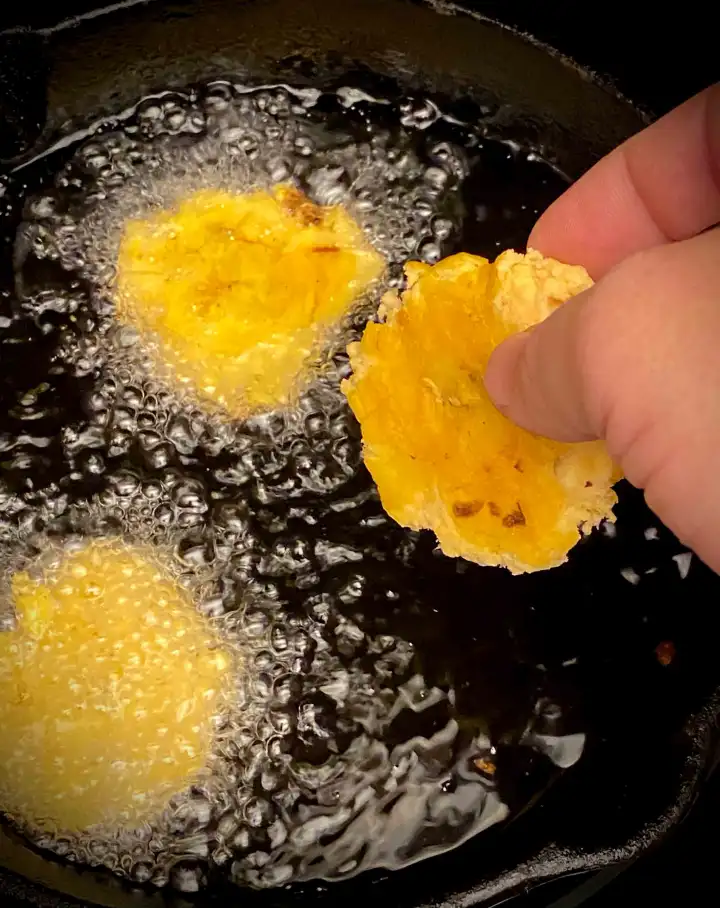 Tips for Frying Patacones