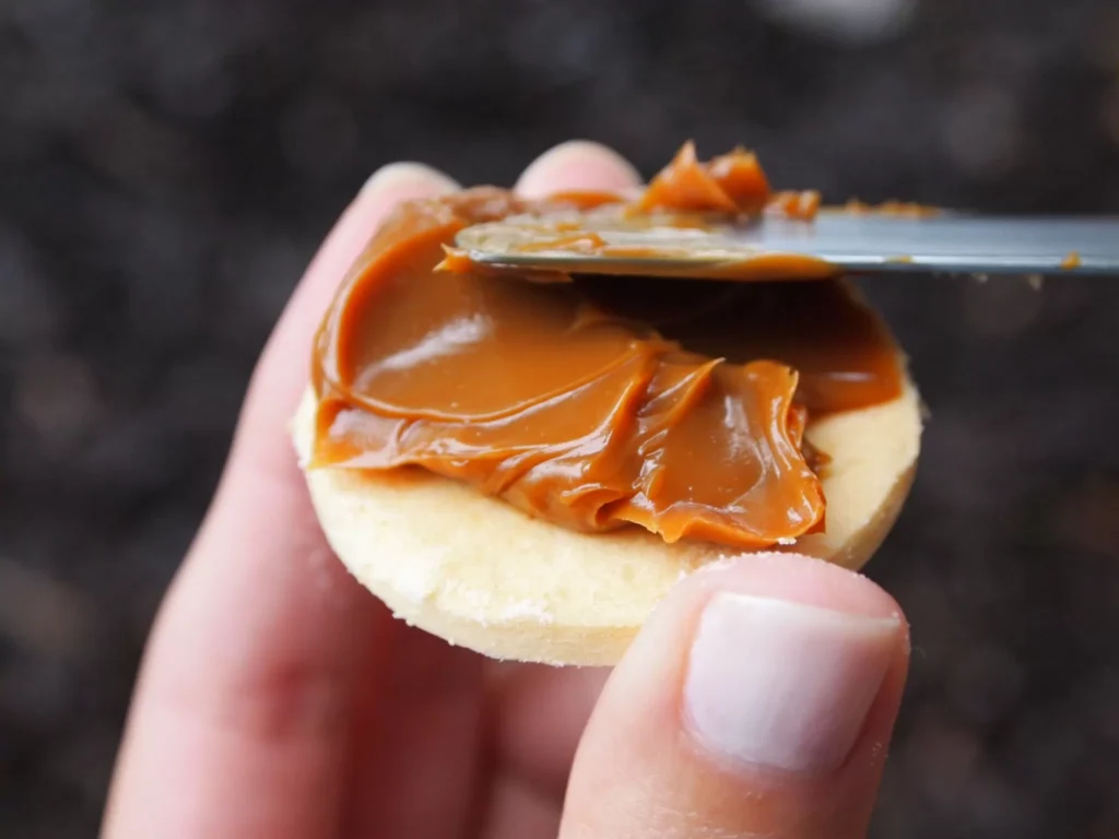 Authentic Alfajores de Maicena Recipe