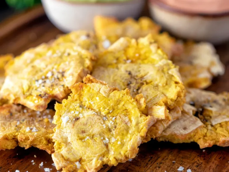 What is the Difference between tostones and patacones?