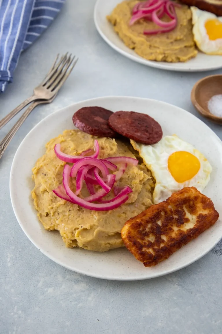 What is the national food in Dominican Republic?