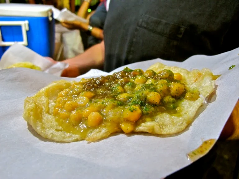 Trinidad street food doubles