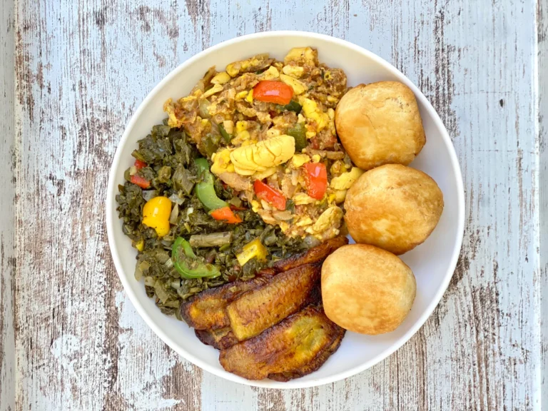 What goes with ackee and saltfish?