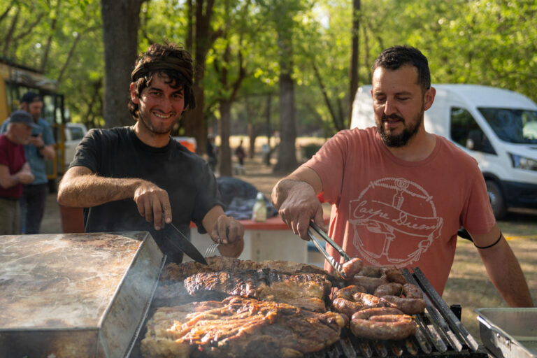 What Do Argentinians Eat for Breakfast, Lunch & Dinner?